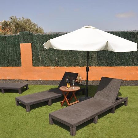 Eco Villa White Suite With Climatized Pool Caleta De Fuste Exteriér fotografie