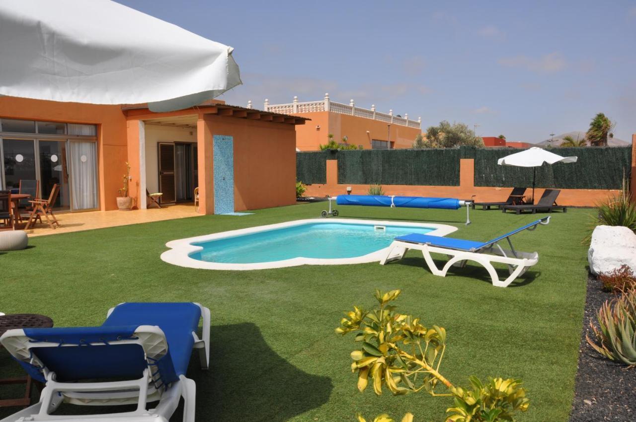 Eco Villa White Suite With Climatized Pool Caleta De Fuste Exteriér fotografie